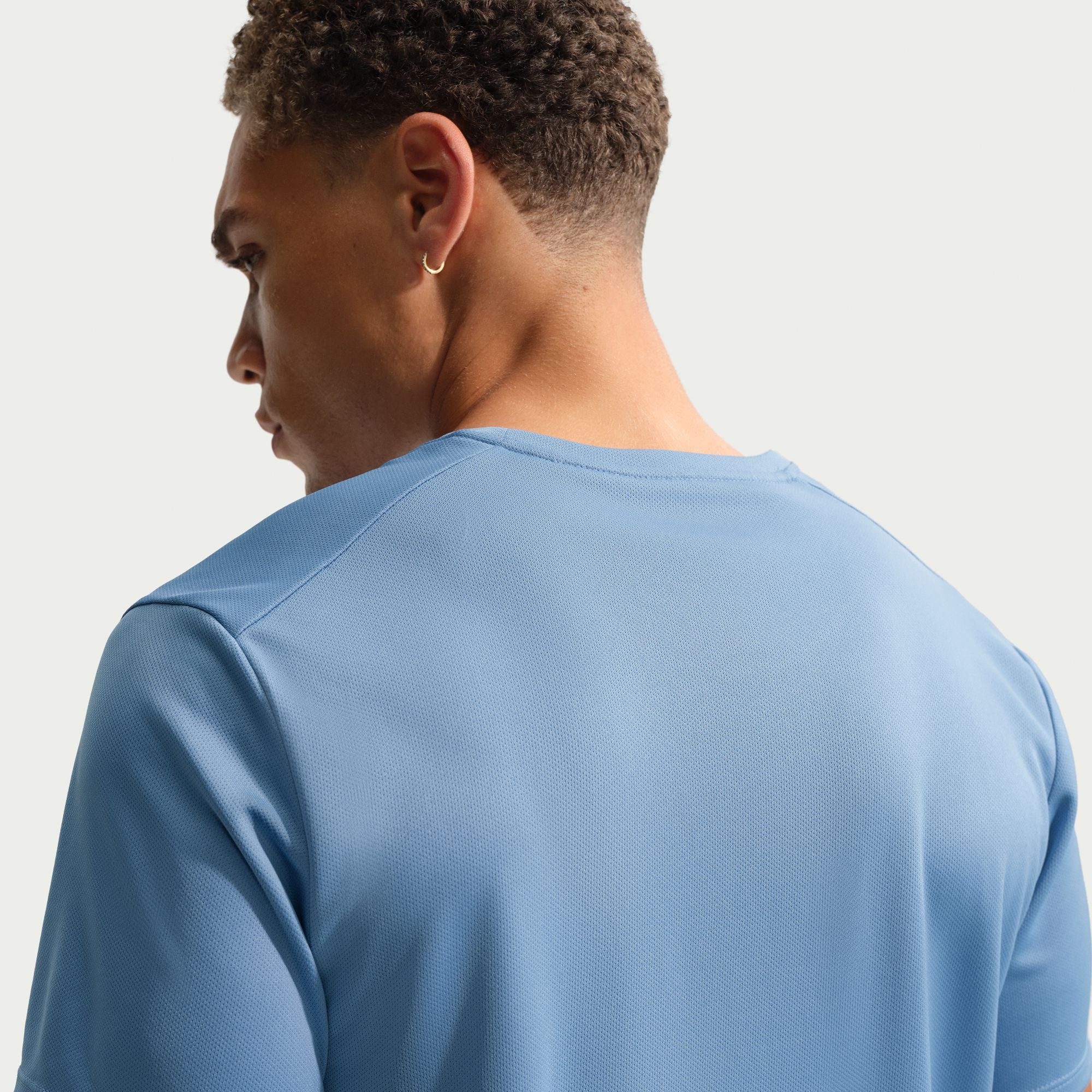 Nike Mens UV Dri-FIT Miler Tee - Work Blue/Reflective Silver - Image 4