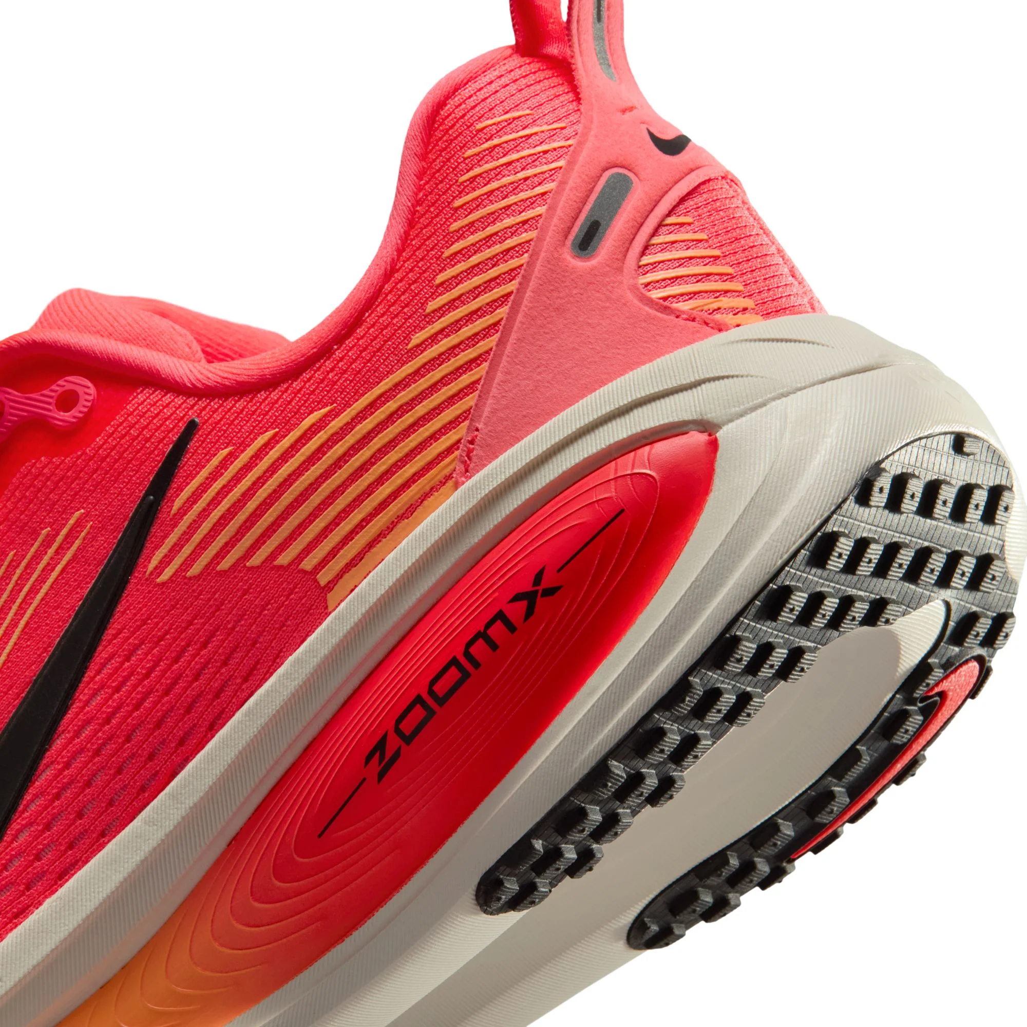 Nike Womens Vomero 18 - Hot Lava/Black/Chalk/Orange Pulse - Neutral - SP26 - Image 11