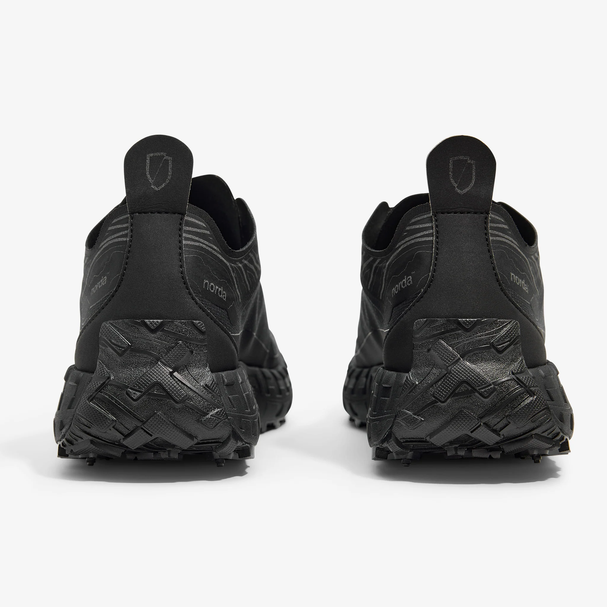 Norda Mens 001A - Stealth Black - Trail - AW25 - Image 3
