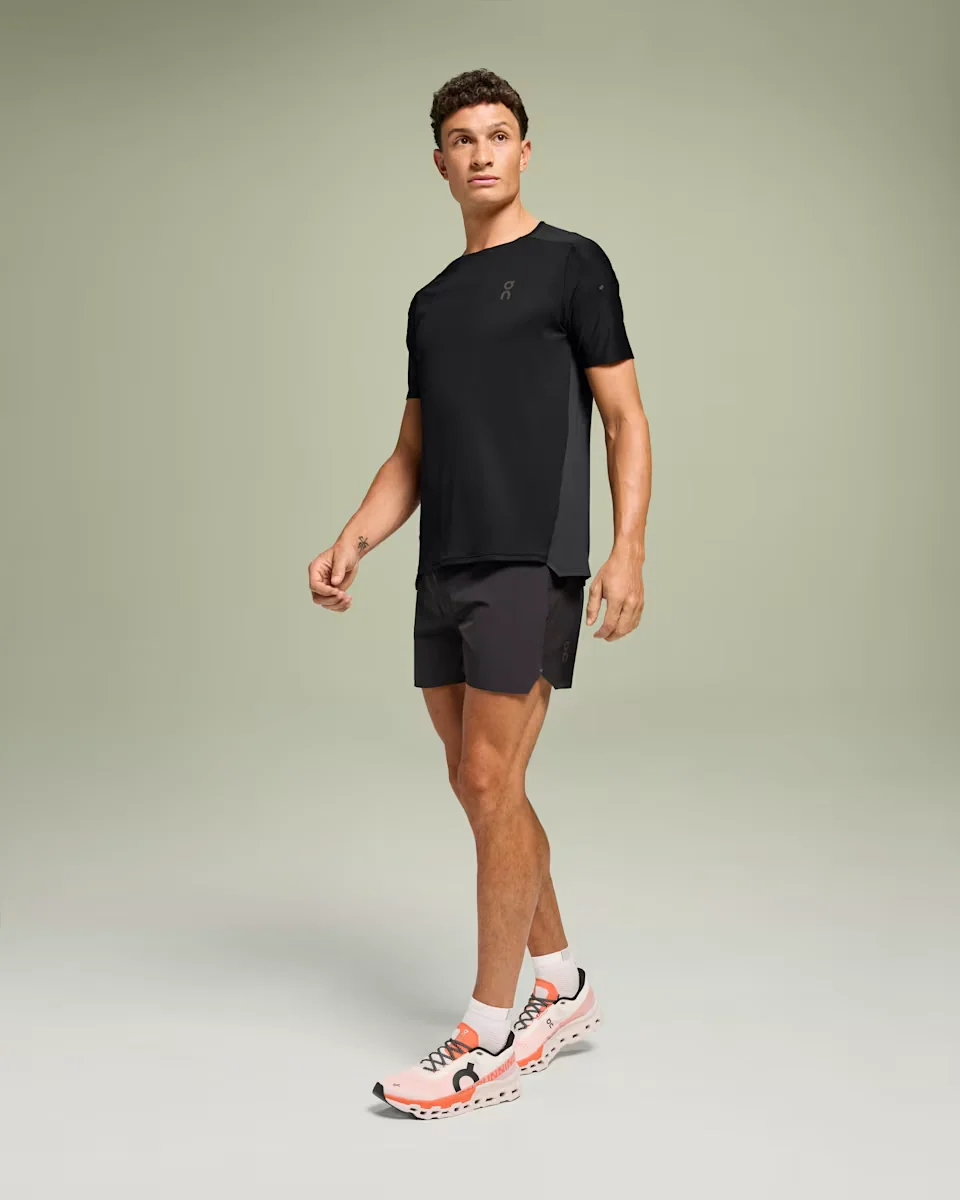ON Mens Performance-T - Black/Eclipse - SS26 - Image 2
