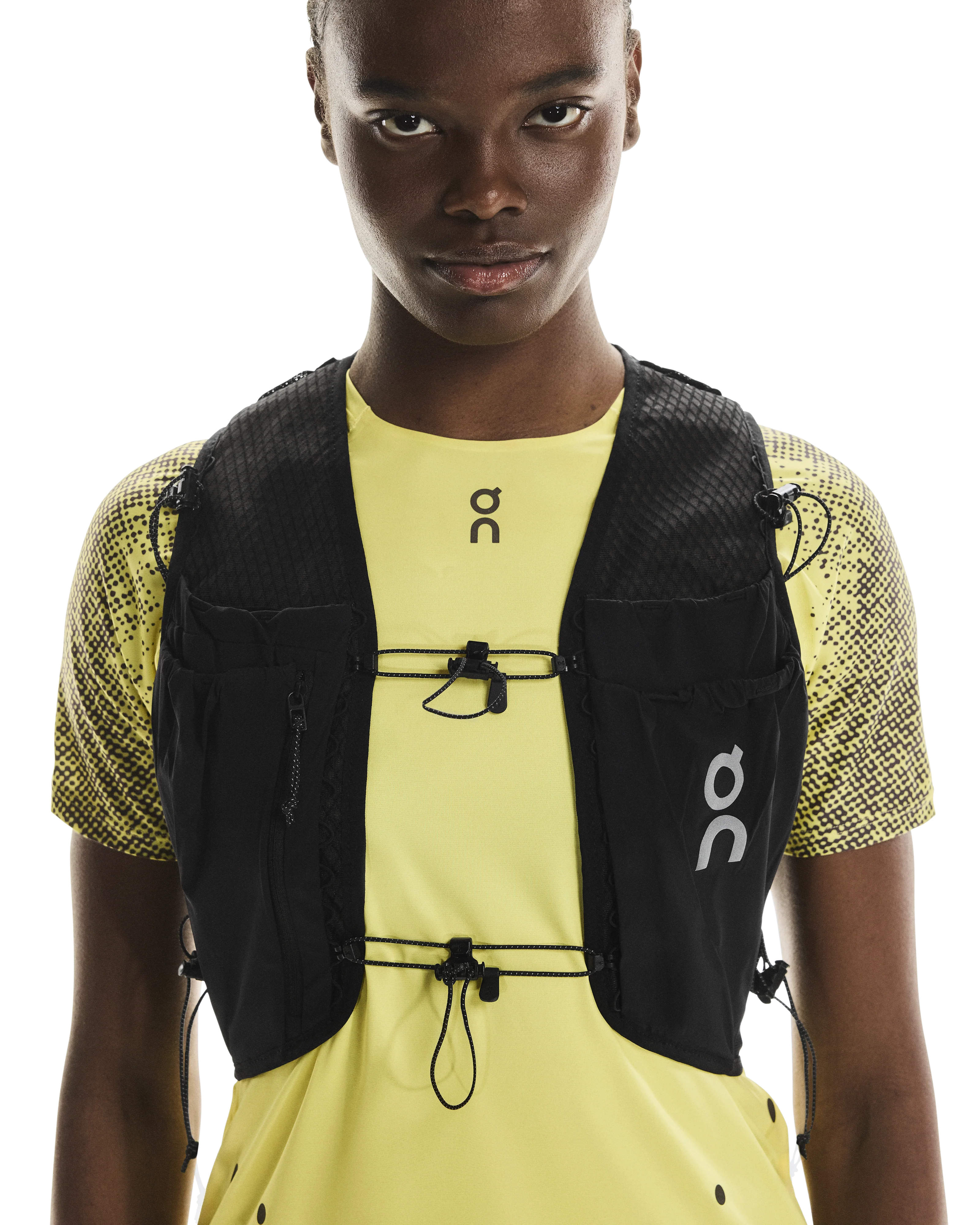 On Ultra Vest Pro Unisex - Black - Image 3