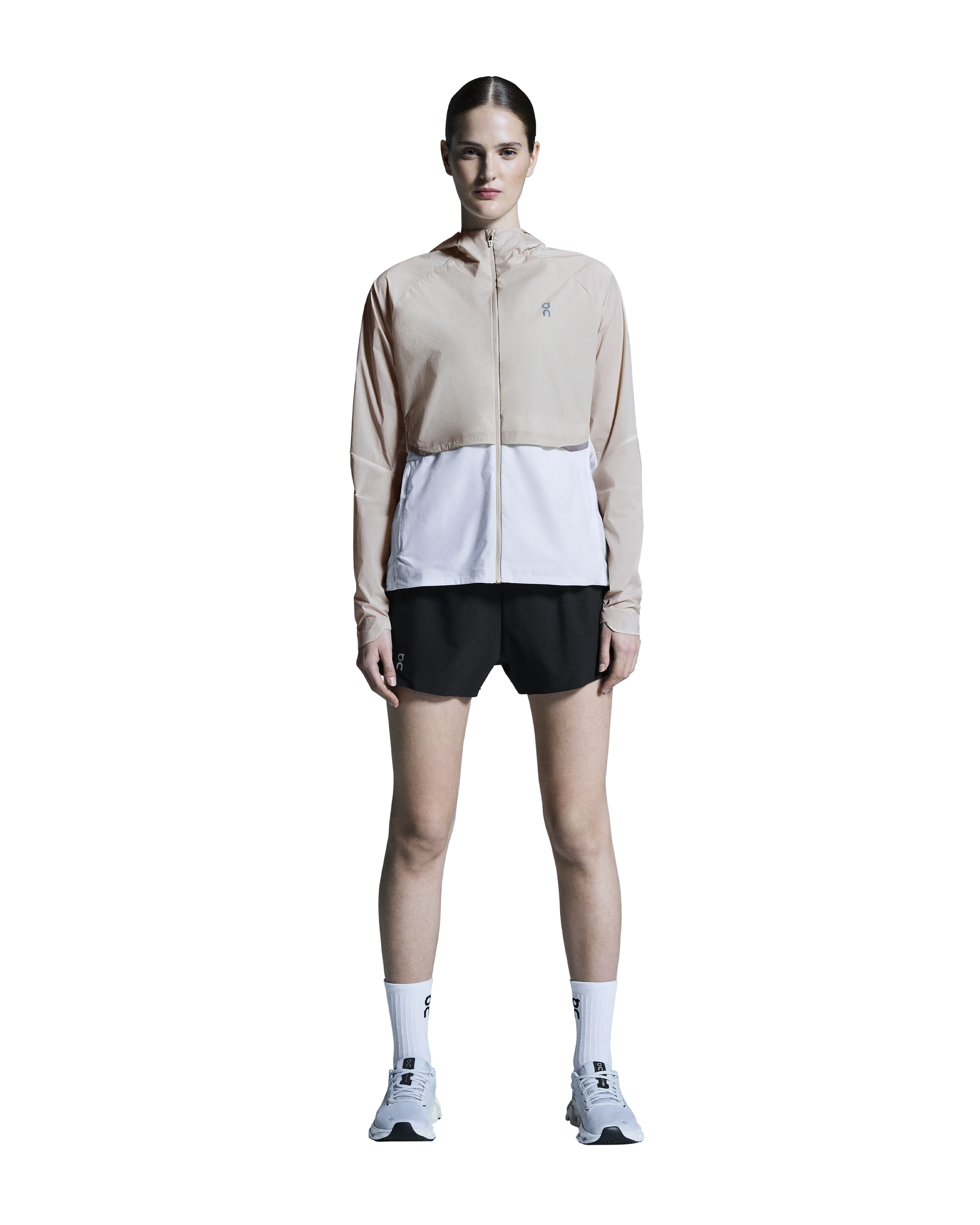 ON Womens Core Jacket - Sand/White - SS25 - Image 4