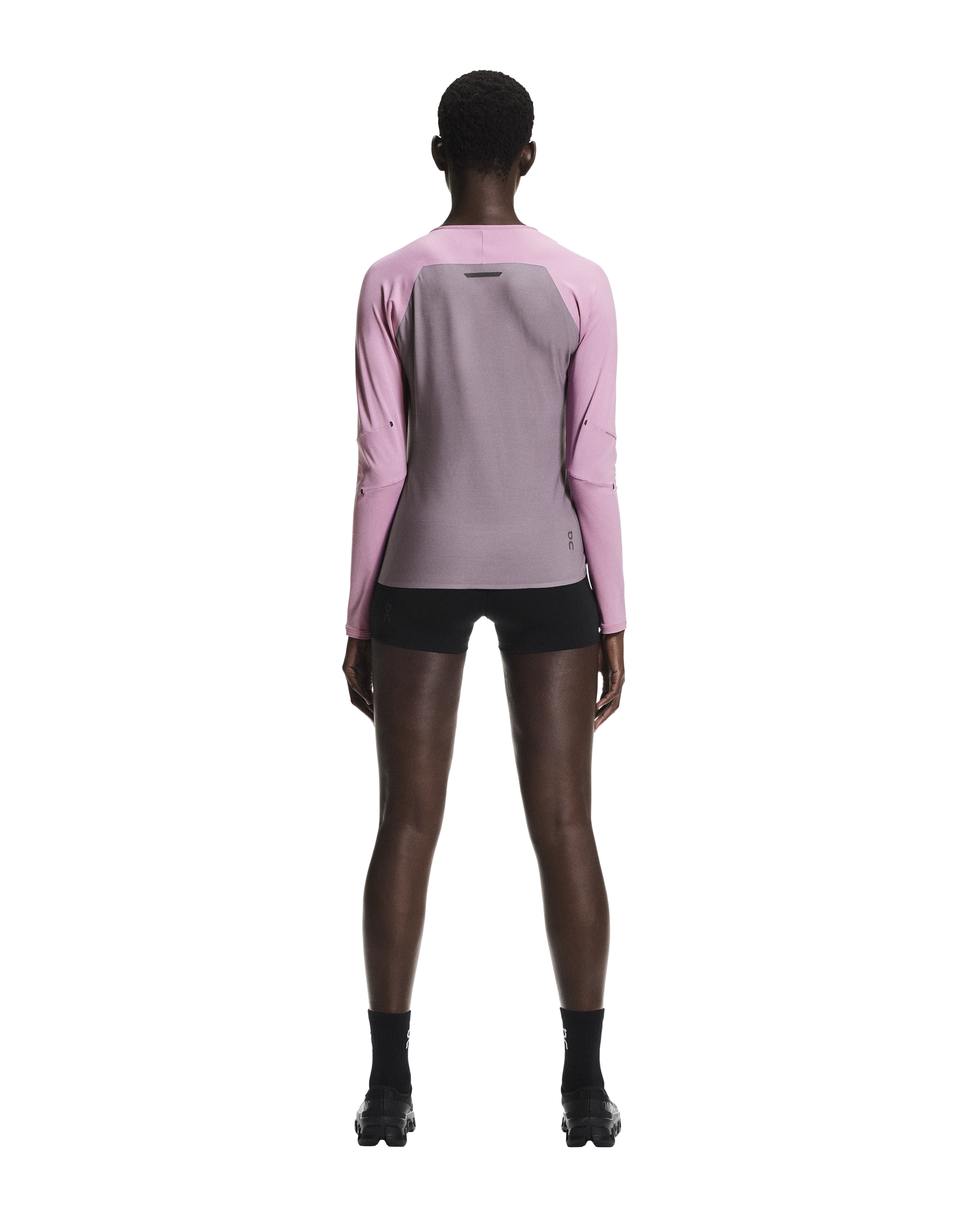 ON Womens Performance Long Tee - Sakura/Dewberry - SS26 - Image 5