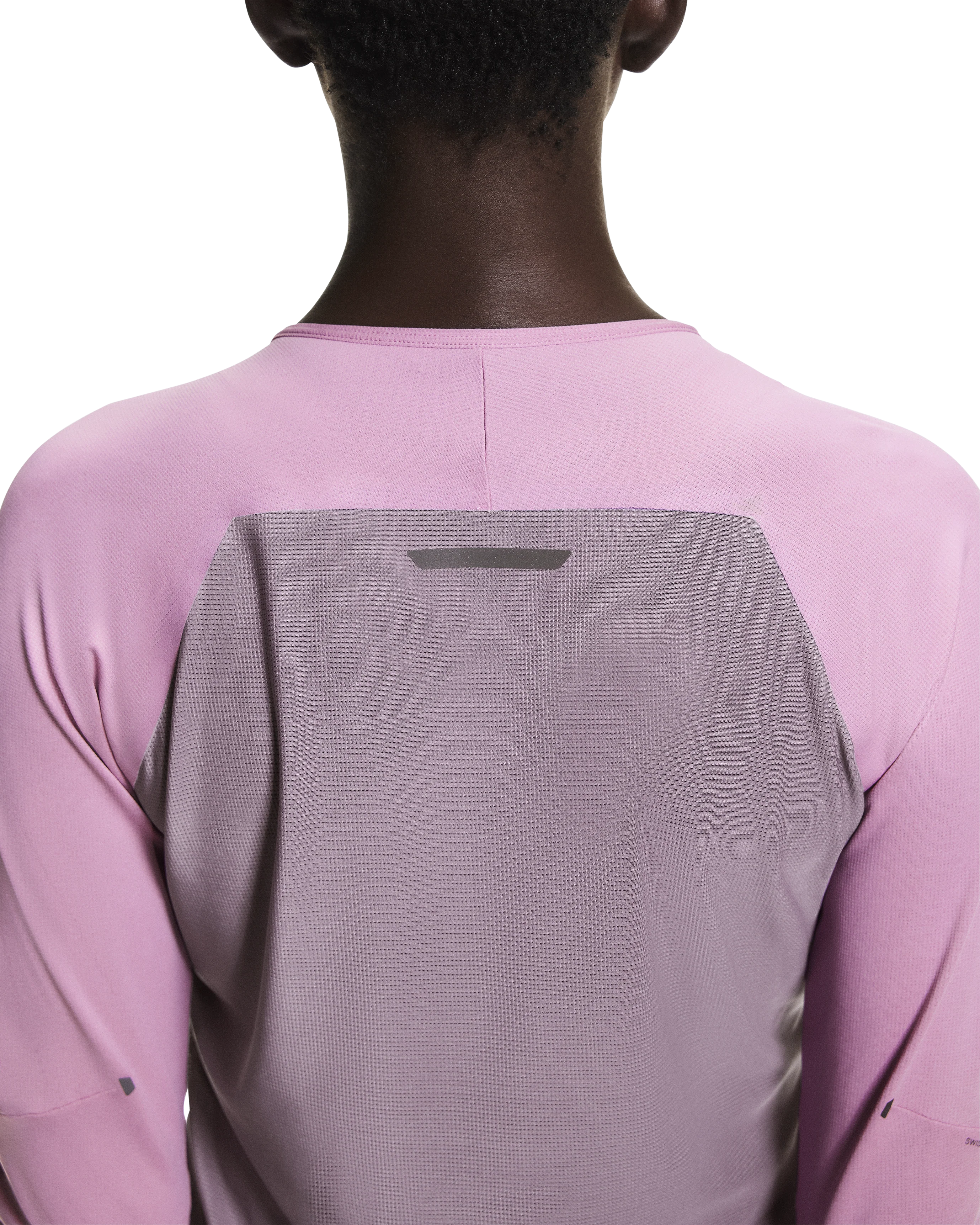 ON Womens Performance Long Tee - Sakura/Dewberry - SS26 - Image 8