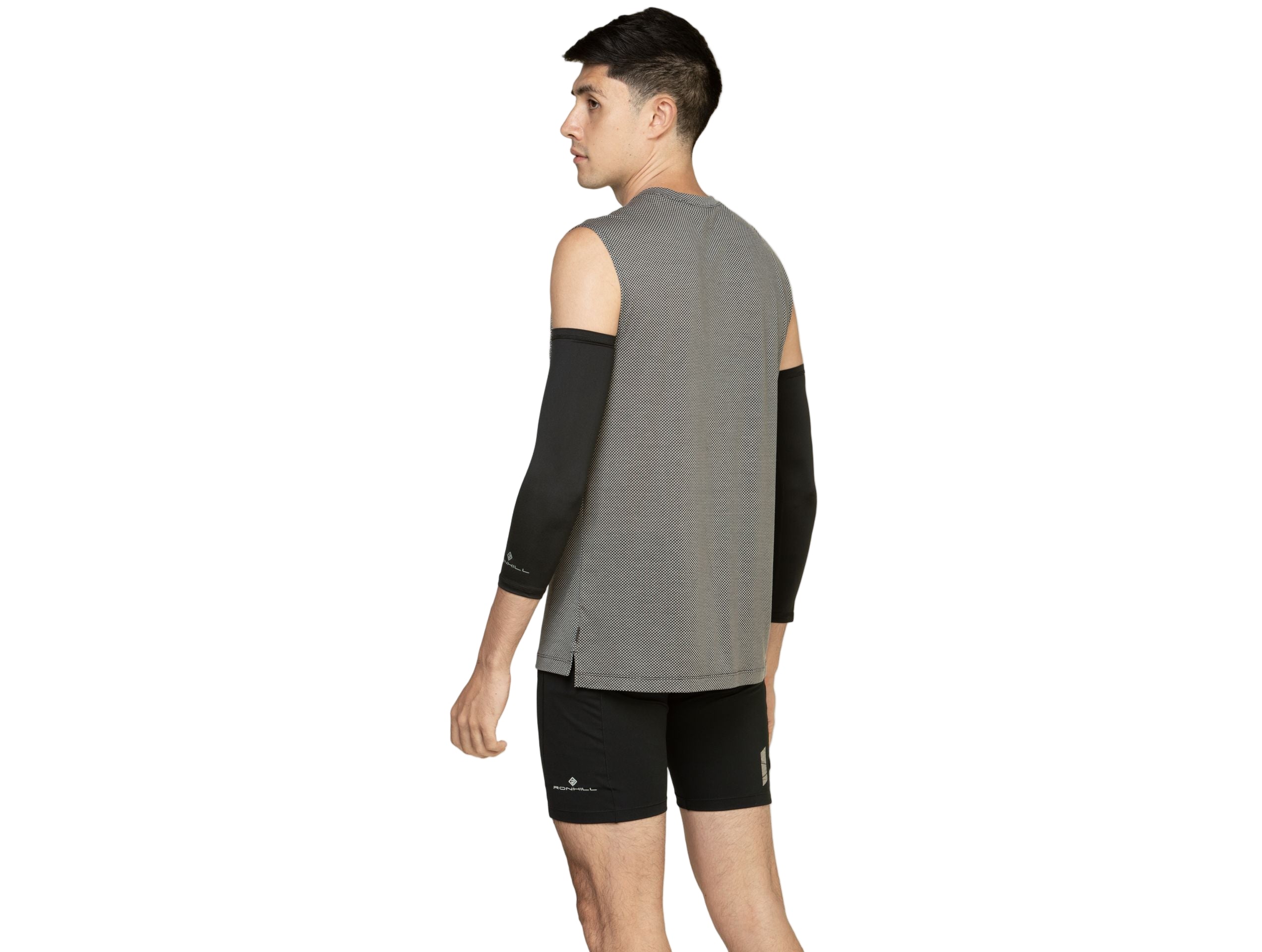 Ronhill Race Arm Sleeves - All Black - AW25 - Image 4