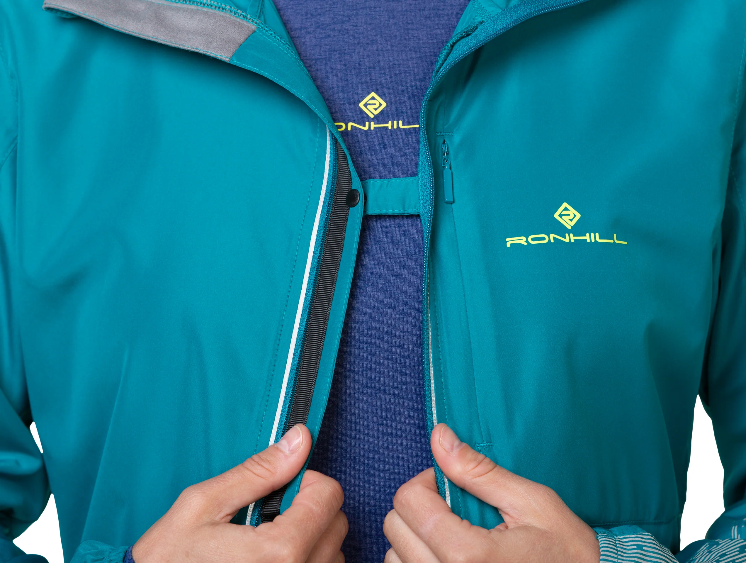 RonHill Womens Tech Reflect Jacket - Marine/Reflect - Image 4