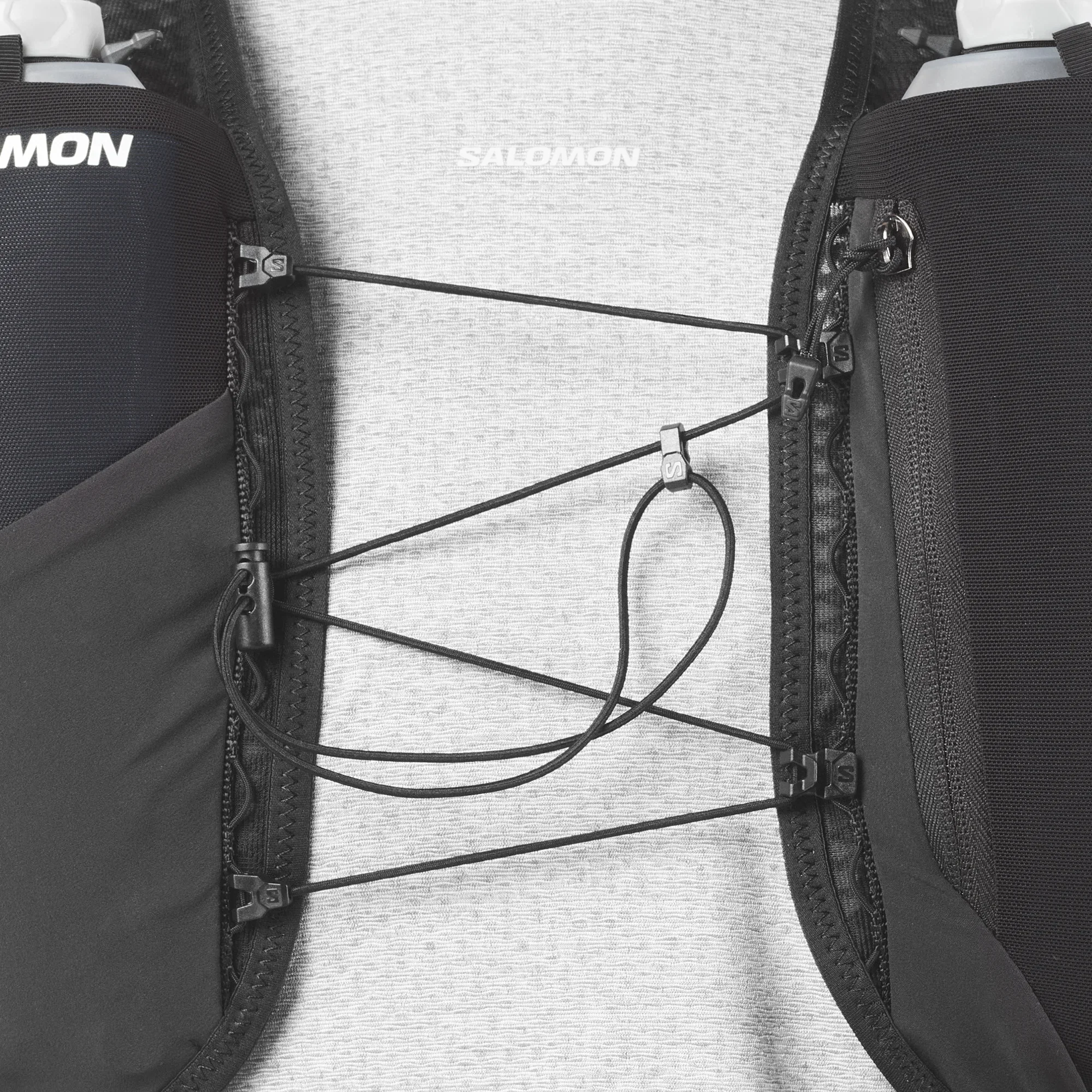 Salomon GRVL Skin 4 Unisex Vest with Flasks - Black - Image 4