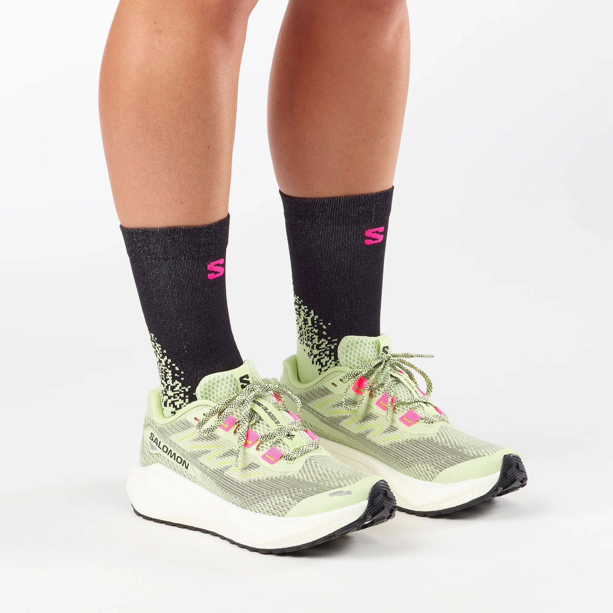 Salomon Womens Aero Blaze 3 GRVL - Butterfly/Knockout Pink/Black - Trail - SS26 - Image 7